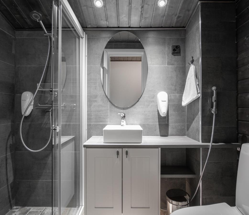 Ski-Inn Pyhaelinna Pyhätunturi Exteriör bild