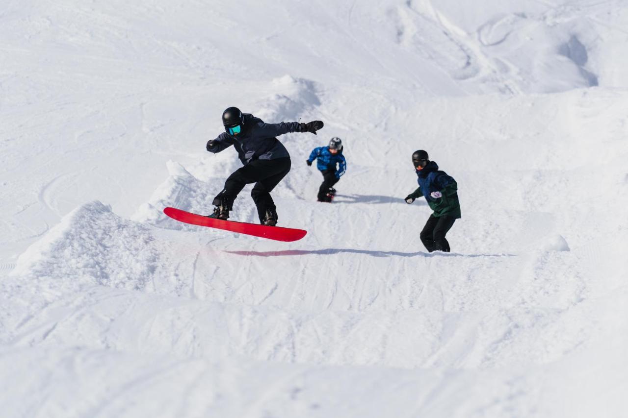 Ski-Inn Pyhaelinna Pyhätunturi Exteriör bild